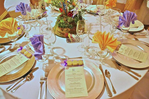 Edesia-2016-VIP-Luncheon-Table-Setting-with-menus-600x400