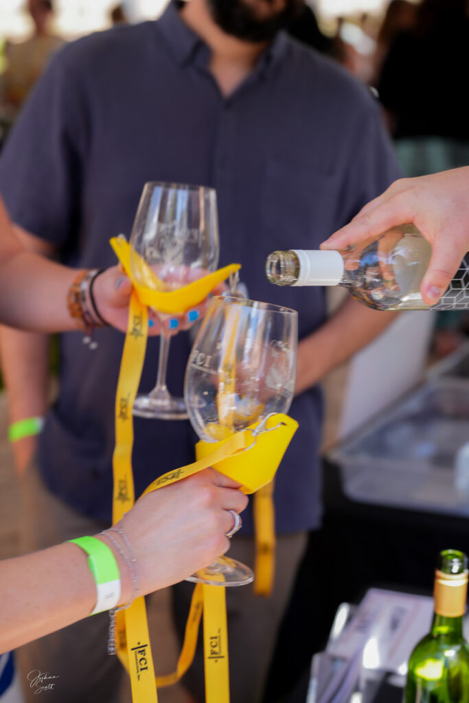 Pour-w-glasses-&-lanyard